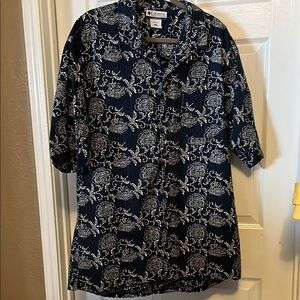 Columbia Blue and White Casual Button Down Shirt